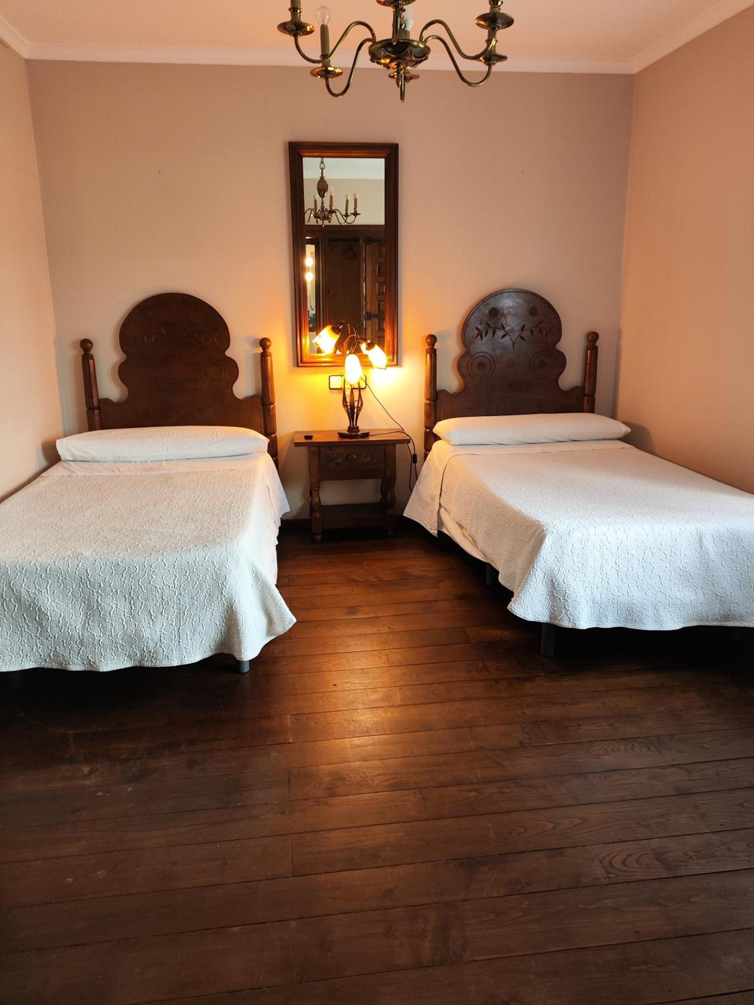 Pension Castio Santillana del Mar Extérieur photo