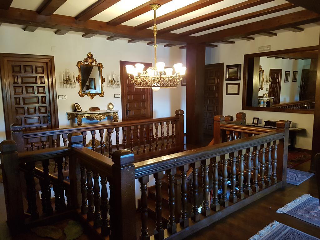 Pension Castio Santillana del Mar Extérieur photo