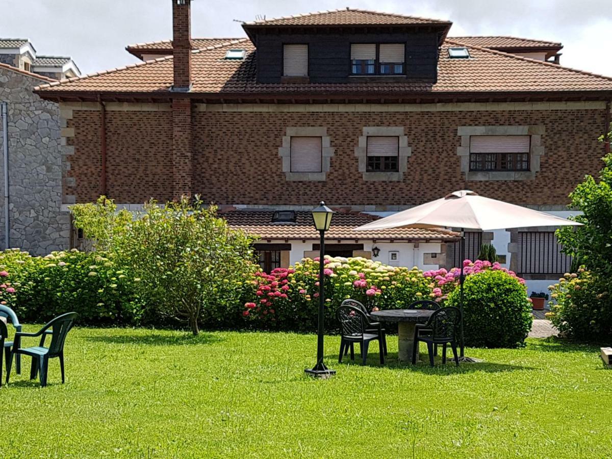 Pension Castio Santillana del Mar Extérieur photo
